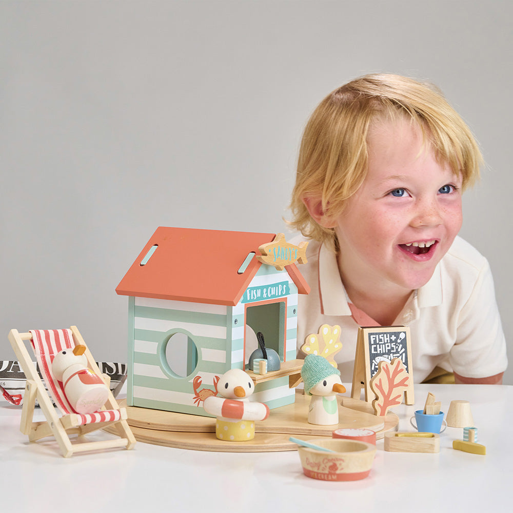 Coliba de pe plaja a lui Sandy, din lemn premium - Sandy's Beach hut - TL8379