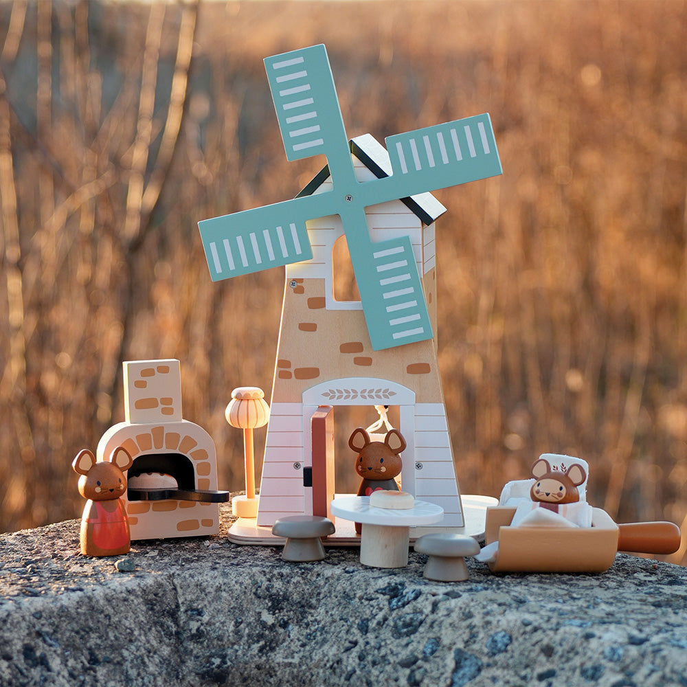 Moara de vant a lui Penny, din lemn premium - Penny Windmill - TL8380