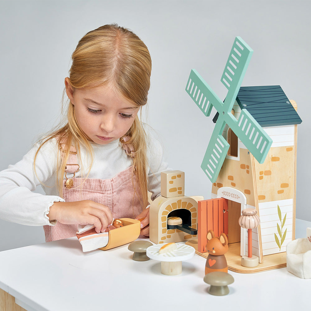 Moara de vant a lui Penny, din lemn premium - Penny Windmill - TL8380
