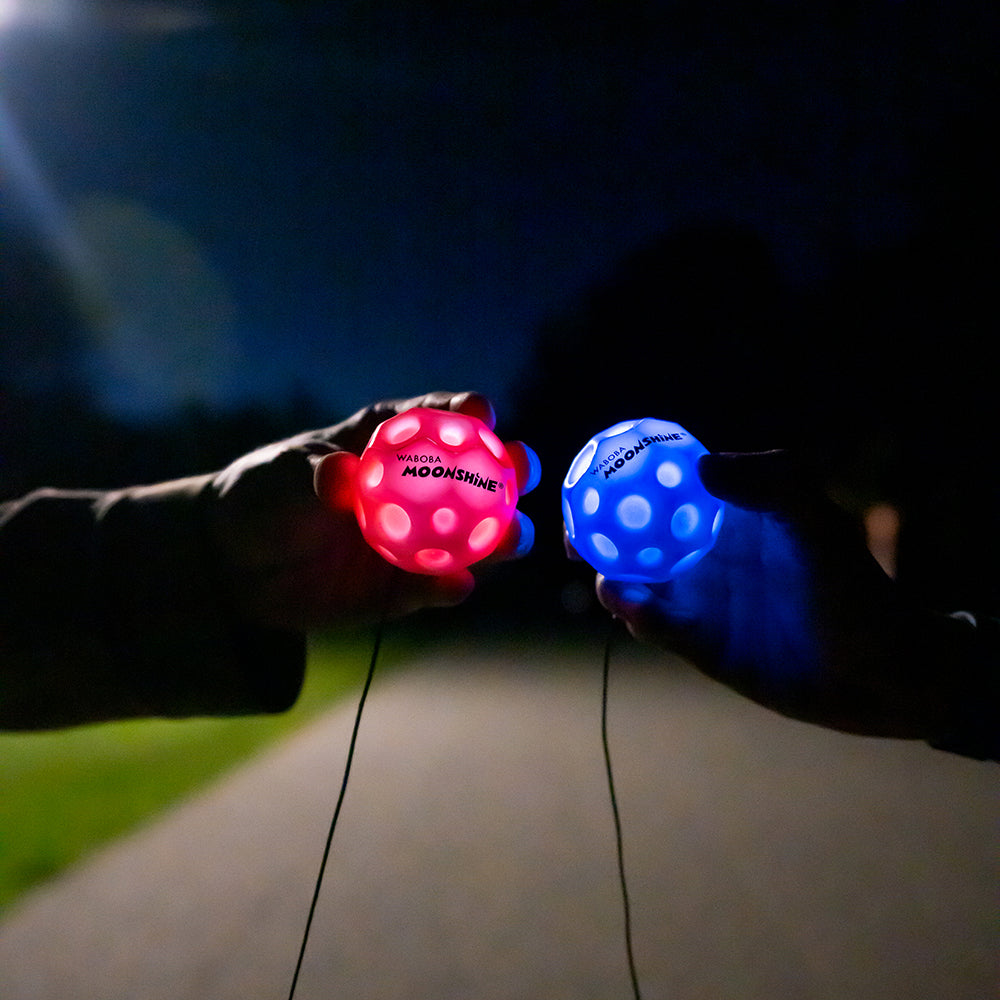 Minge hiper saritoare, cu sistem de prindere - Waboba Bounceback Moonshine, cu led, lumineaza la aruncare, culori asortate