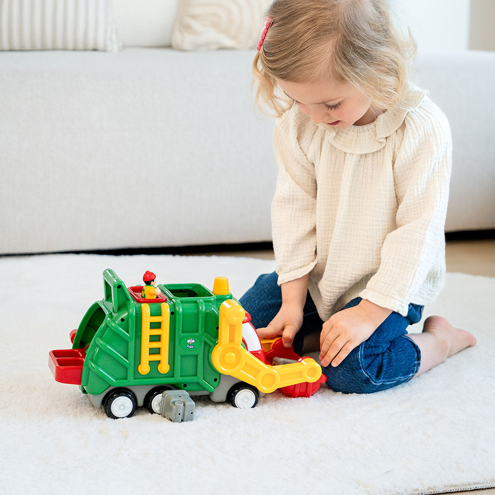 Jucarie pentru copii WOW Toys, Camion basculanta, Flip 'n' Tip Fred