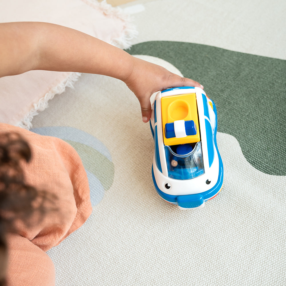 Jucarie pentru copii WOW Toys, Masina de politie cu catel, Police Chase Charlie