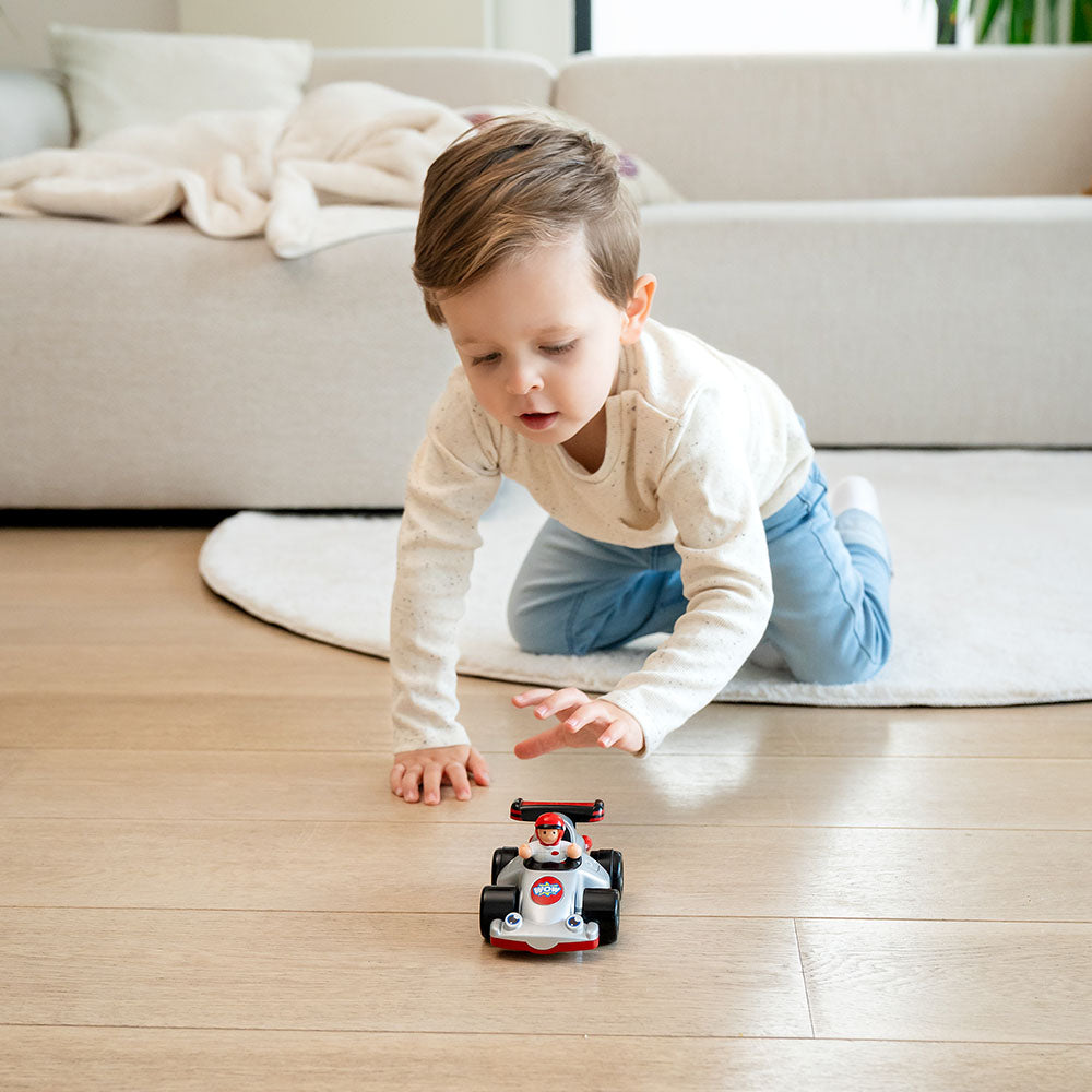 Jucarie pentru copii WOW Toys, Masina de curse si cu obstacol, Richie Race Car