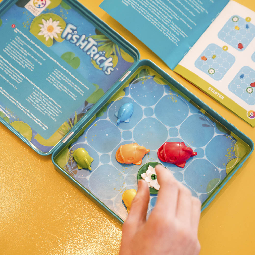 Smart Games - FishTricks, joc de logica cu 48 de provocari, 5+ ani, editie internationala