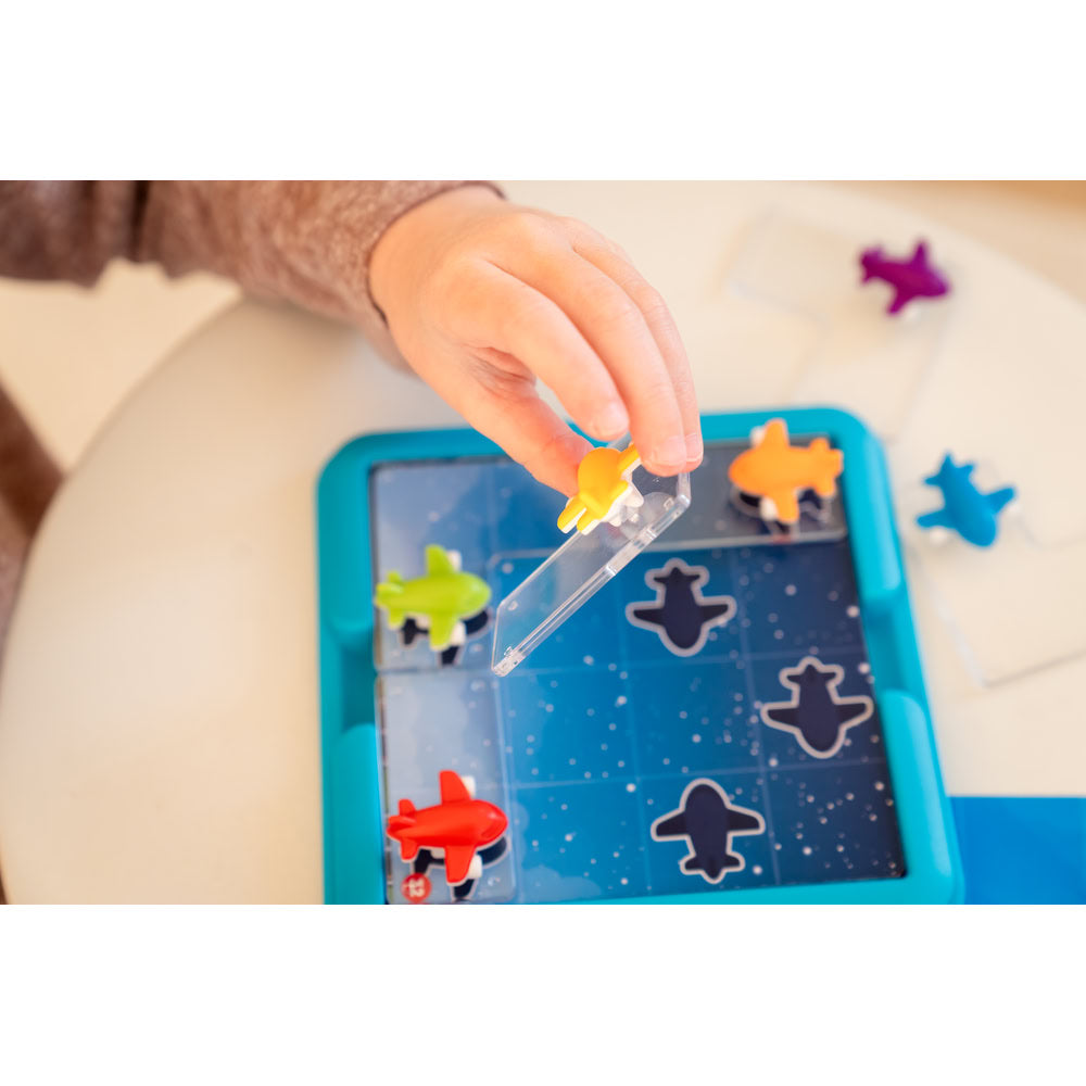 Smart Games - Take Off, joc de logica cu 60 de provocari, 5+ ani, editie internationala