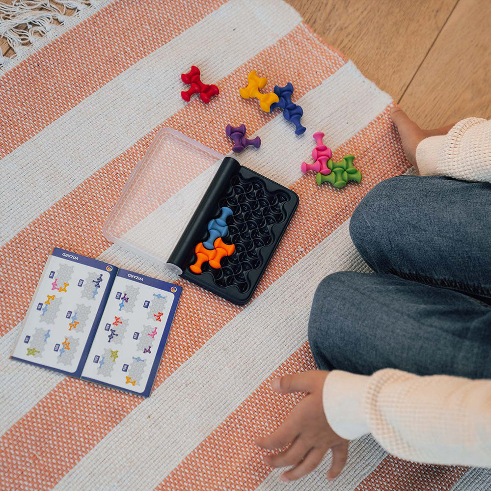 Smart Games - IQ Waves, joc de logica cu 120 de provocari, 6+ ani, editie lb. Romana