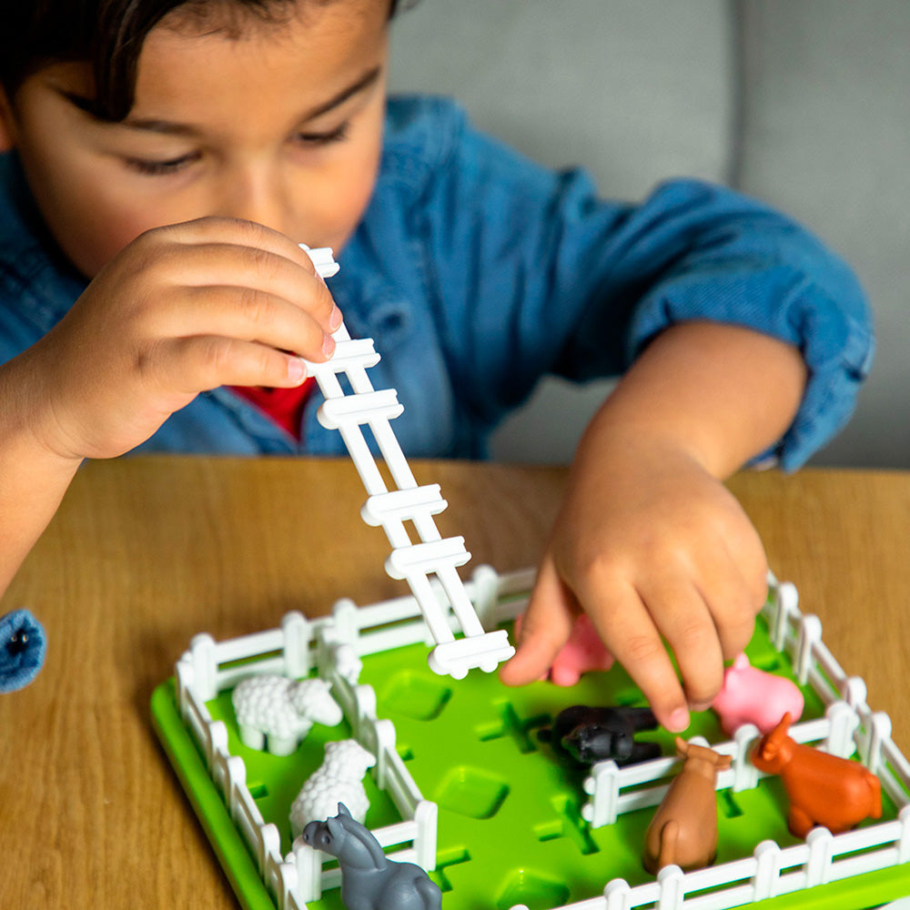 Smart Games - Smart Farmer, logikai játék 60 kihívással, 4+ év, lb kiadás. román