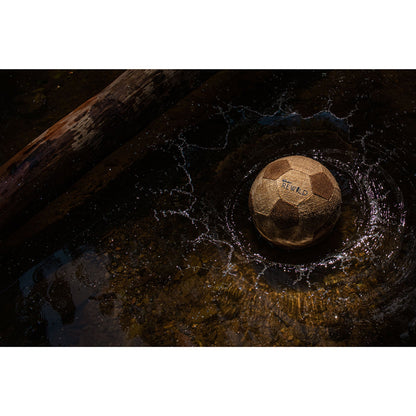 Imagine Minge fotbal ecologica Waboba Rewild, pentru plaja, nisip si iarba