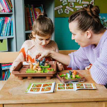 Smart Games - Squirrels Go Nuts! XXL, joc de logica cu 100 de provocari, 6+ ani, editie internationala