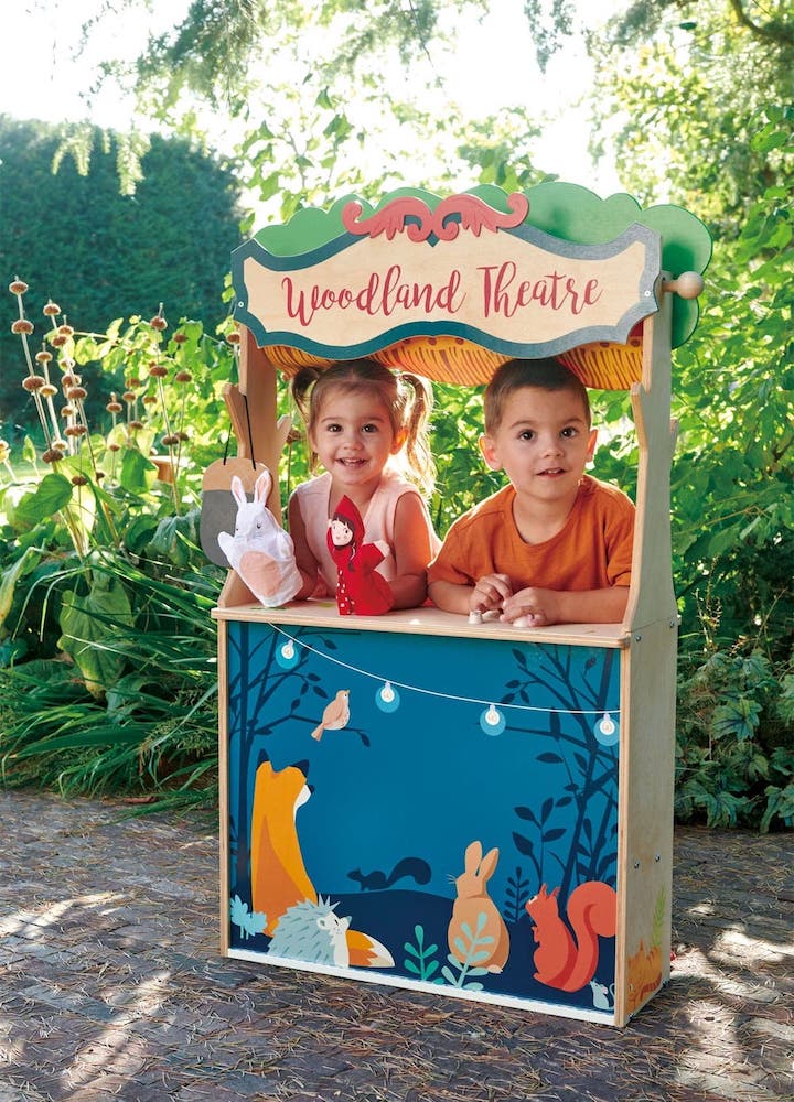 Imagine Magazin cu teatru de marionete - Woodland Stores and Theatre - TL8256