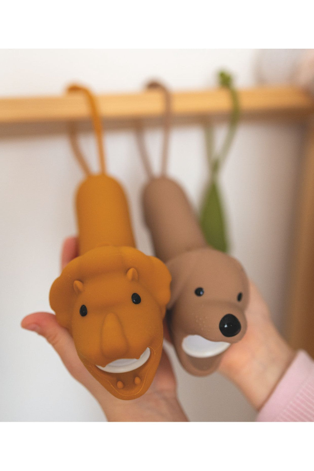 Lanternă pentru copii Rabbit & Friends LEO