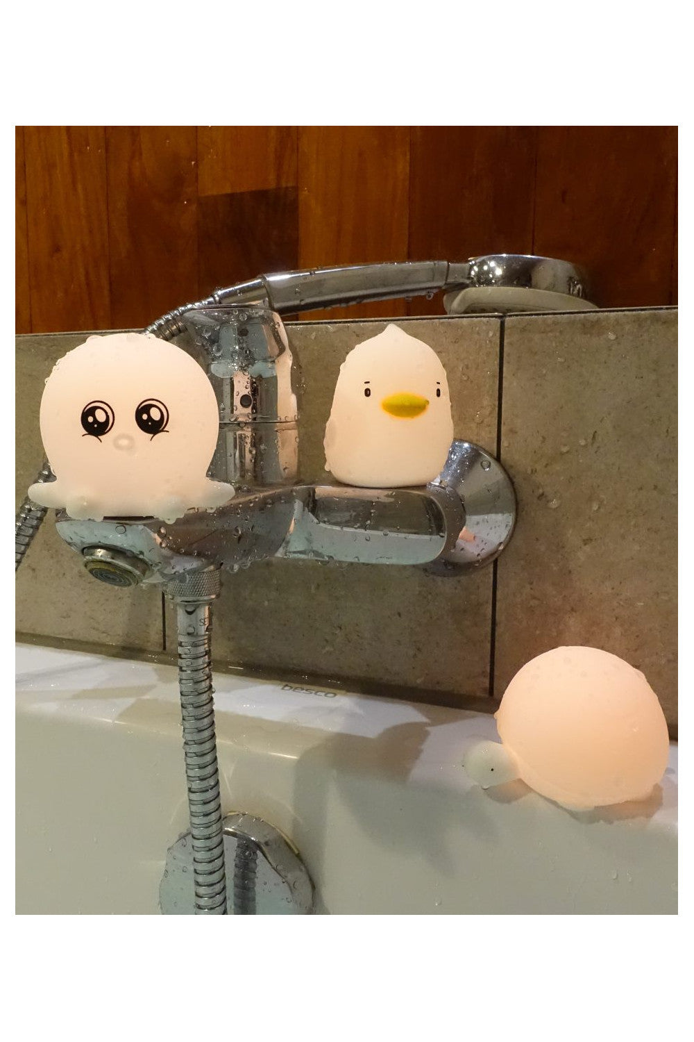 Set Mini Ocean Rabbit & Friends – Lămpițe de noapte plutitoare pentru baie (3 buc)